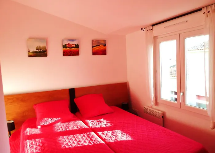 Bord De Mer,3 Chambres, Piscine Chauffee, Climatisee